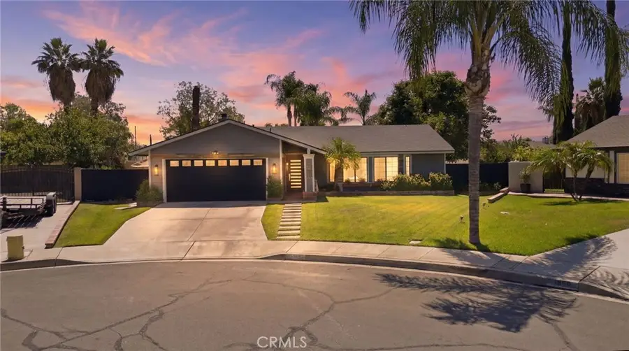 1036 W Leslie Court, Colton, CA 92324 - #2