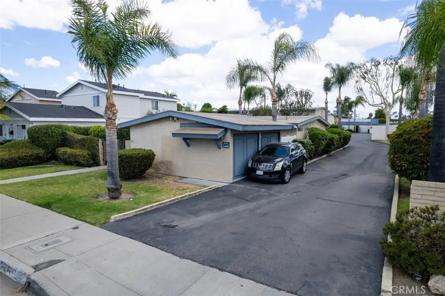 9339 Ramona, Bellflower, CA 90706 - #2