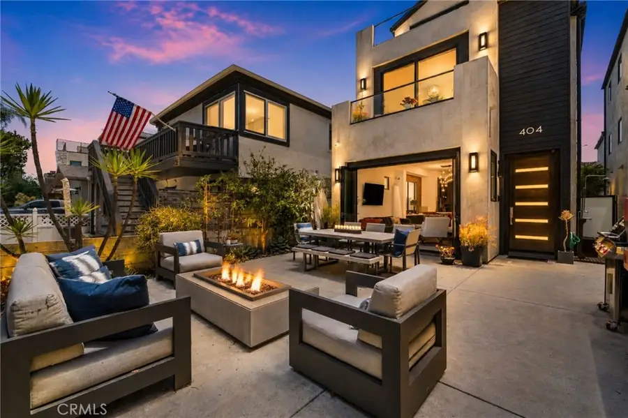 404 10th Street, Huntington Beach, CA 92648 - #2