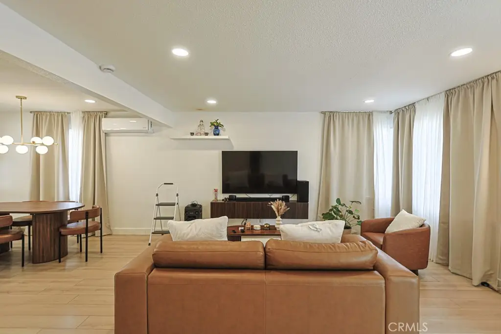 2218 Towner, Santa Ana, CA 92707 - #1
