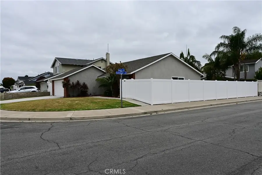 20942 Balgair Circle, Huntington Beach, CA 92646 - #3