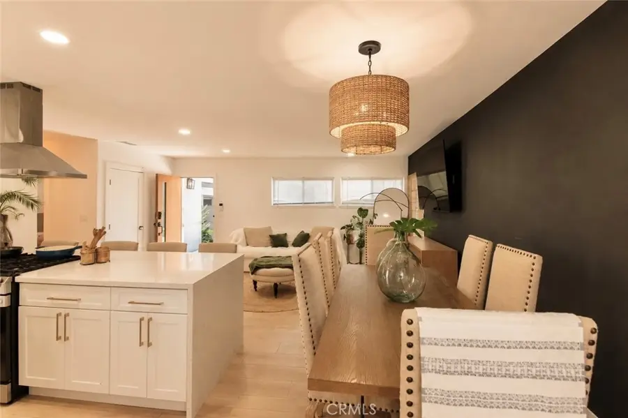 913 S Myrtle St, Santa Ana, CA 92701 - #3