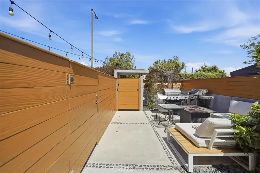 828 Indiana, Venice, CA 90291 - #2