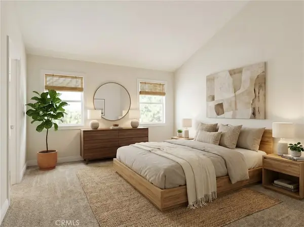 435 Bryson Springs #38, Costa Mesa, CA 92627