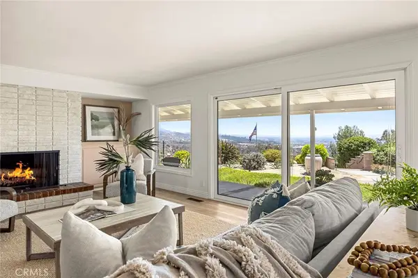 10311 Ladera Senda, North Tustin, CA 92705