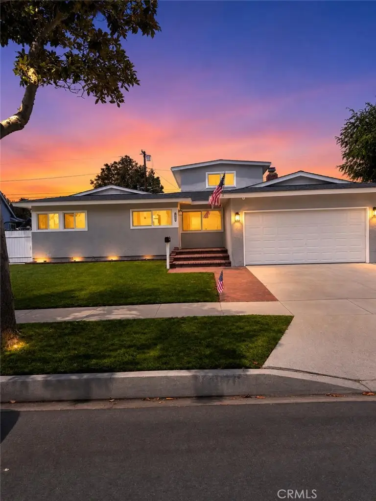 1876 Petaluma Avenue, Long Beach, CA 90815 - #1