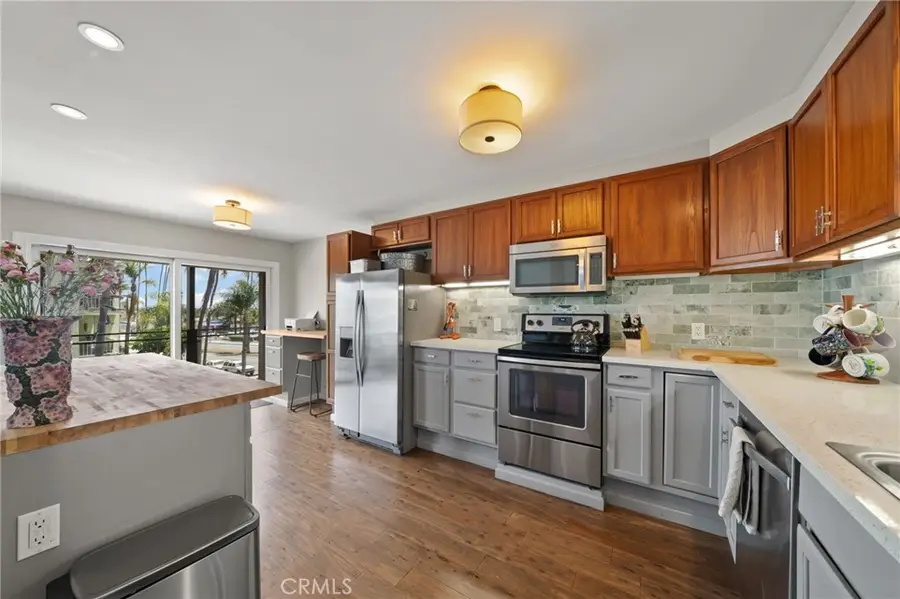 3819 East Livingston Drive #9, Long Beach, CA 90803 - #3