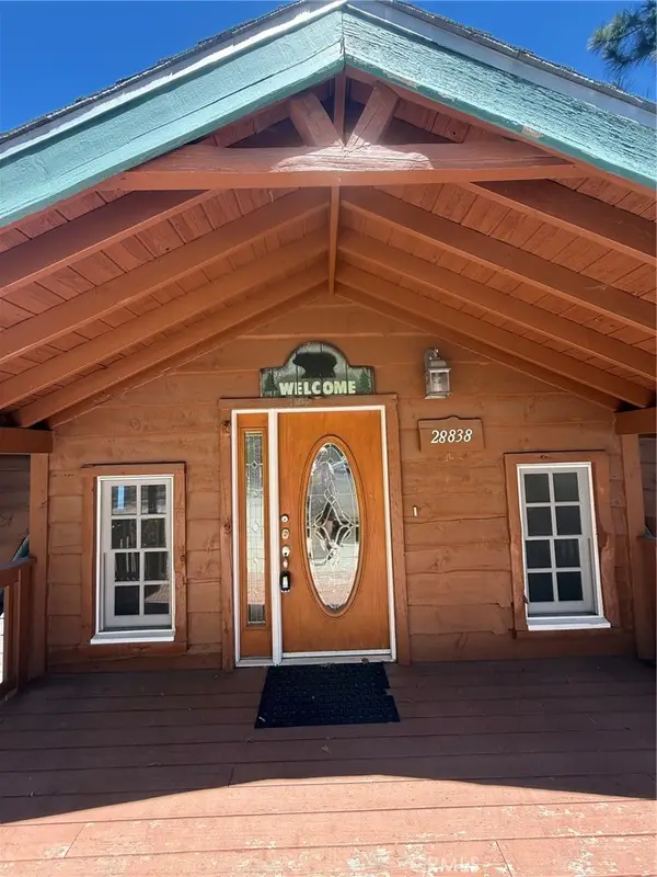 28838 Palisades, Lake Arrowhead, CA 92352