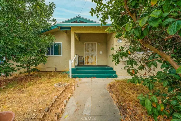 1012 Vina, Long Beach, CA 90813
