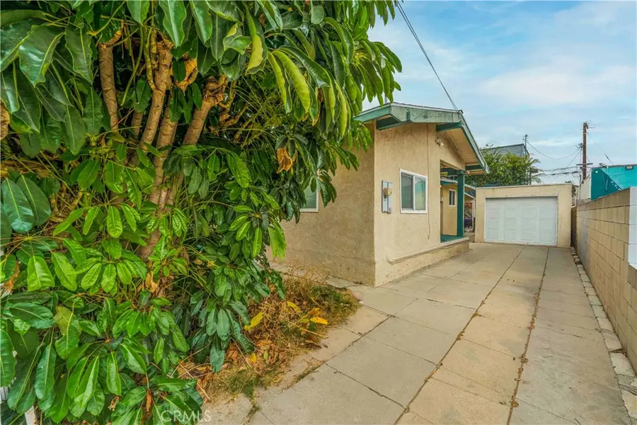 1012 Vina, Long Beach, CA 90813 - #2