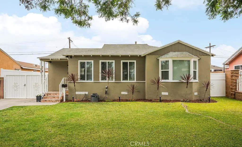 810 E 118th Street, Los Angeles, CA 90059 - #1