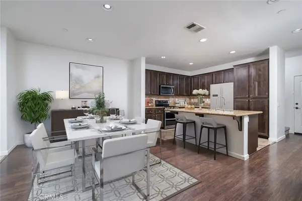14975 S Highland Avenue #94, Fontana, CA 92336