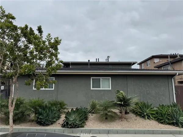17392 Keelson, Huntington Beach, CA 92647
