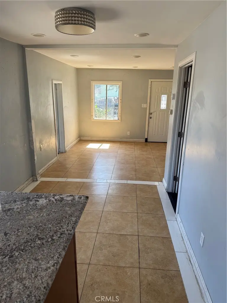 560 S Mcdonnell, Los Angeles, CA 90022 - #2