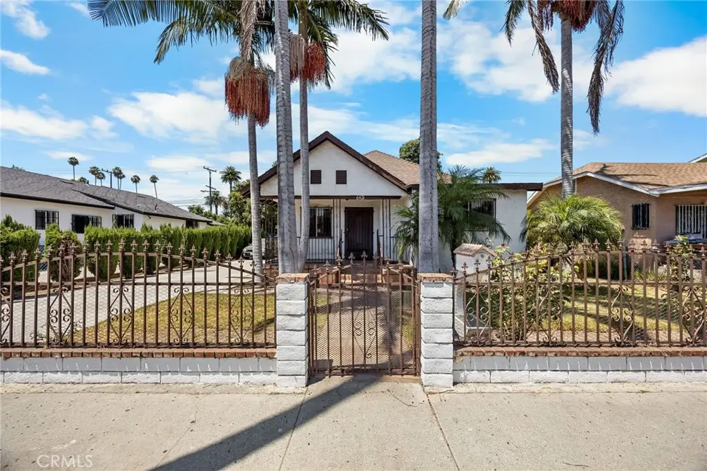 6421 Converse Avenue, Los Angeles, CA 90001 - #1