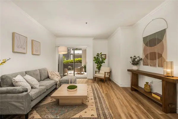 838 Pine Avenue #113, Long Beach, CA 90813