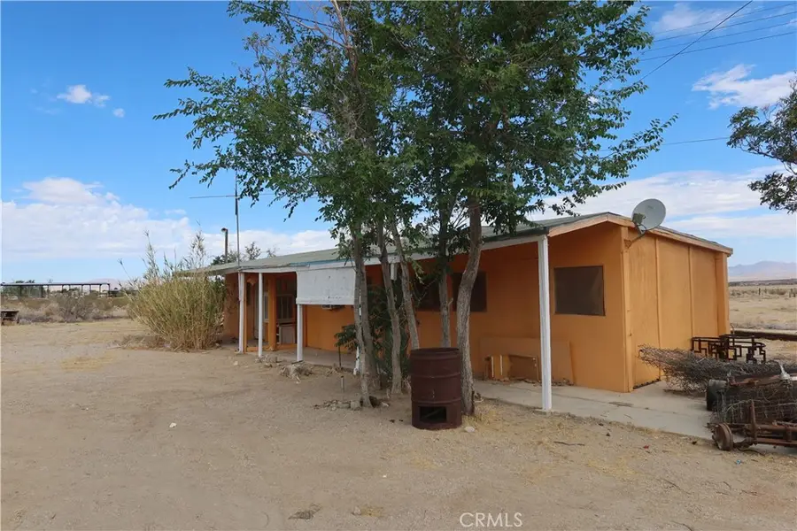 37950 E End, Lucerne Valley, CA 92356 - #2