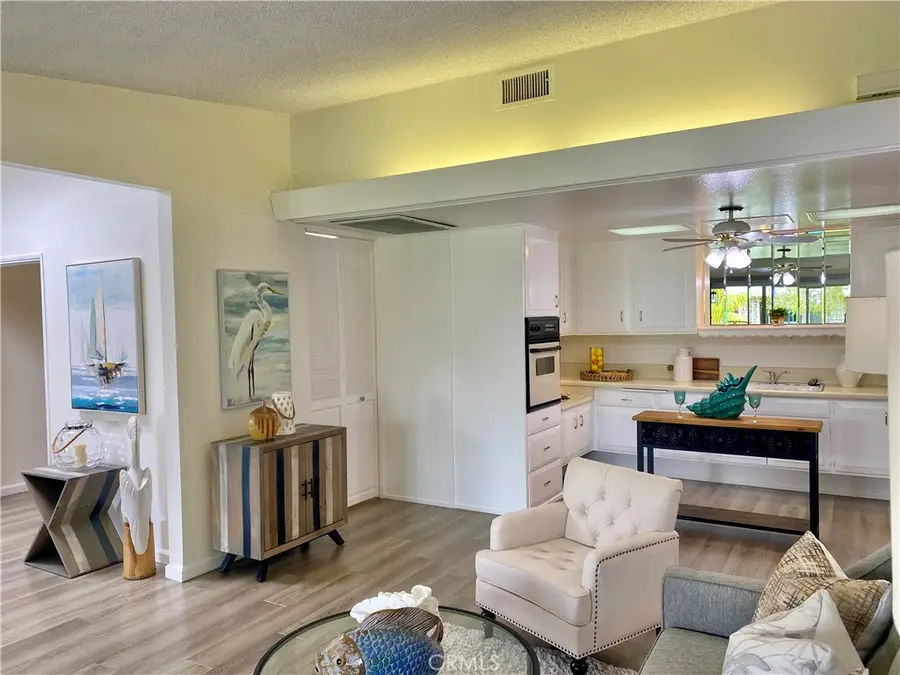 1701 Tam Oshanter Rd M12-11d, Seal Beach, CA 90740 - #2