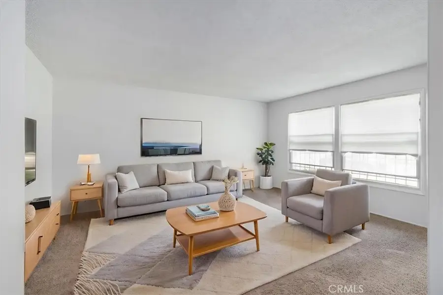 237 E 140th E, Los Angeles, CA 90061 - #2