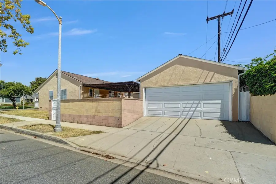 4102 Obispo, Lakewood, CA 90712 - #3