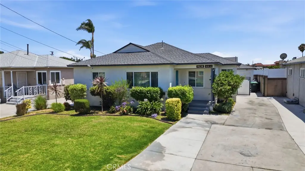 9138 Rendalia, Bellflower, CA 90706 - #1