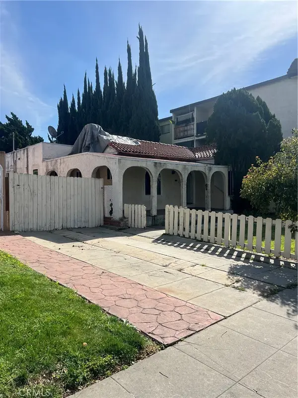 8136 Bright Avenue, Whittier, CA 90602