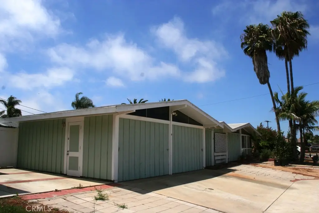 703 Center, Costa Mesa, CA 92627 - #1