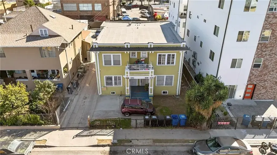 2254 W 15th, Los Angeles, CA 90006 - #2