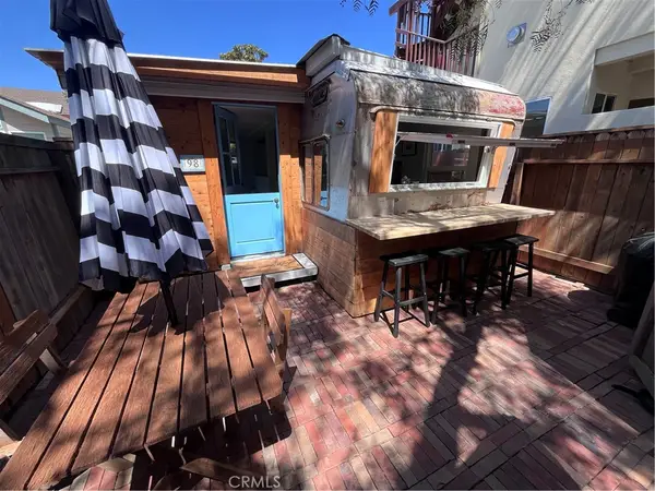 98 Welcome Lane, Seal Beach, CA 90740