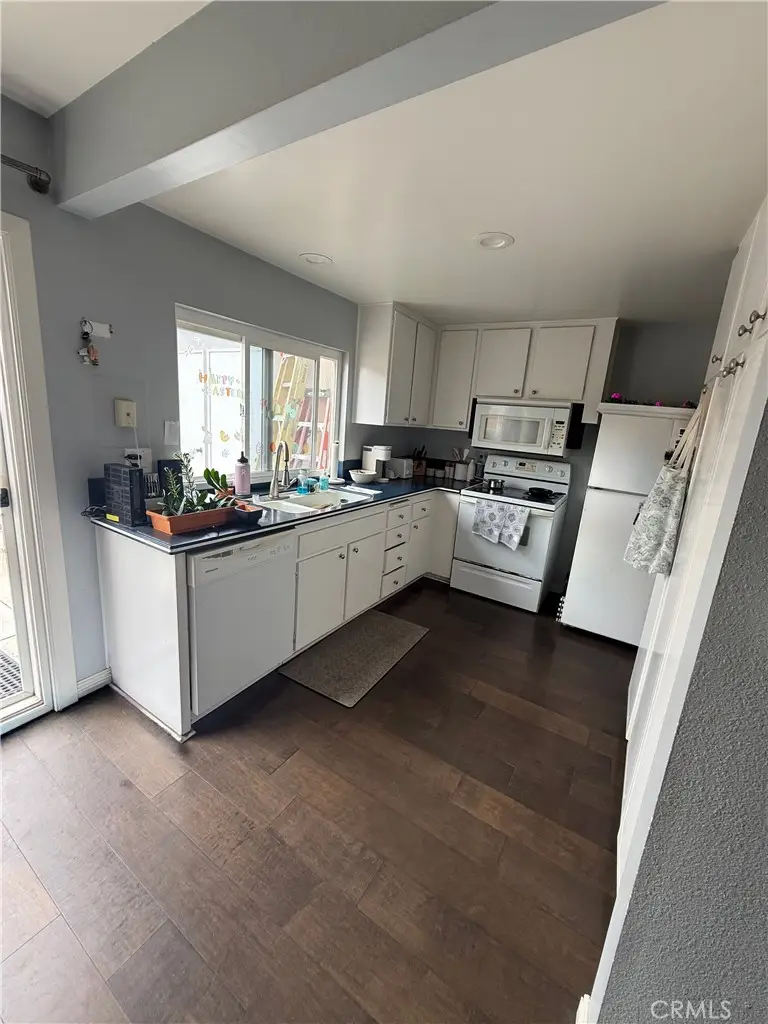 4042 Larwin, Cypress, CA 90630 - #3