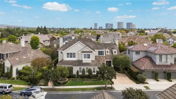 5 Thunderbird, Newport Beach, CA 92660
