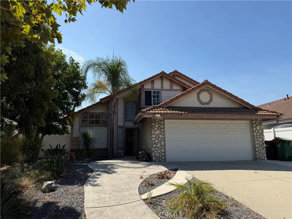 1069 Redberry, Corona, CA 92882 - #1