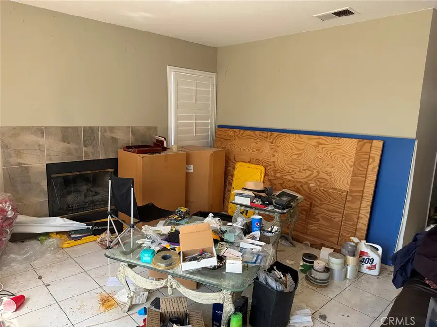1069 Redberry, Corona, CA 92882 - #2
