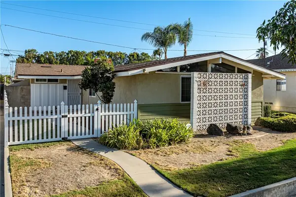 11636 Parkmead Street N, Santa Fe Springs, CA 90670