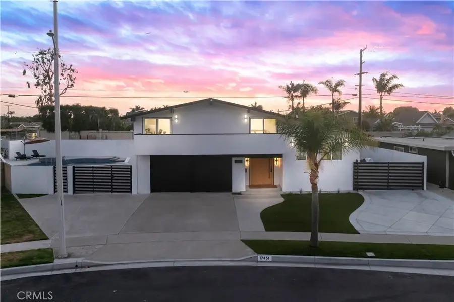 17451 Avalon, Huntington Beach, CA 92647 - #3