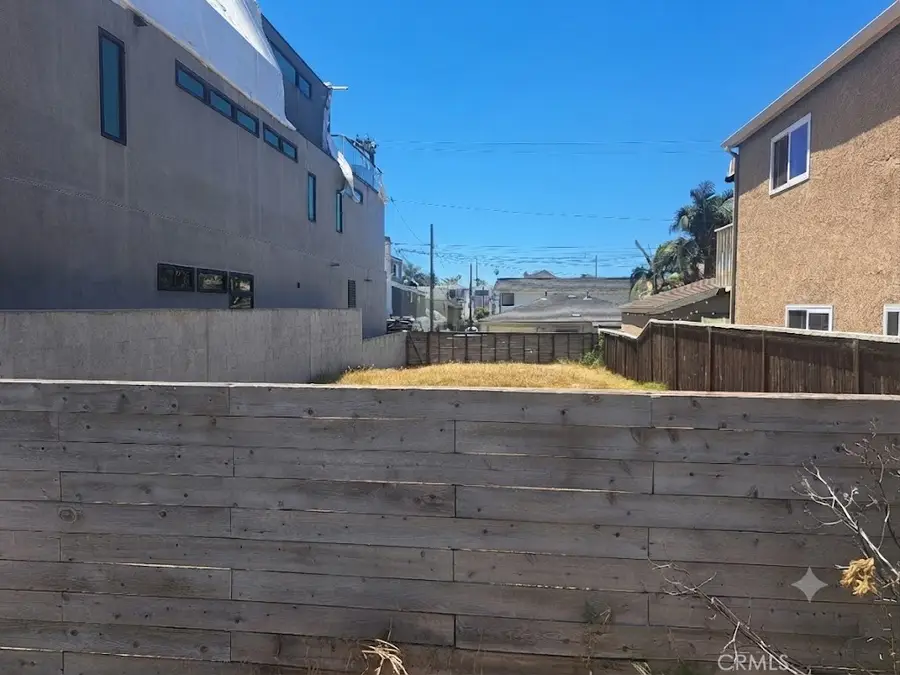 811 Huntington, Huntington Beach, CA 92648 - #3