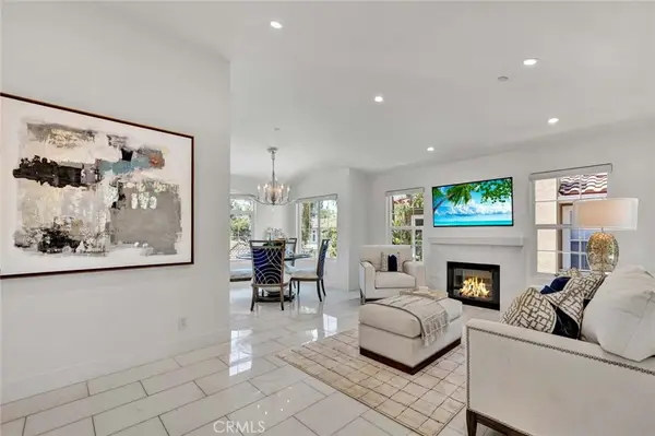 186 Gallery Way, Tustin, CA 92782