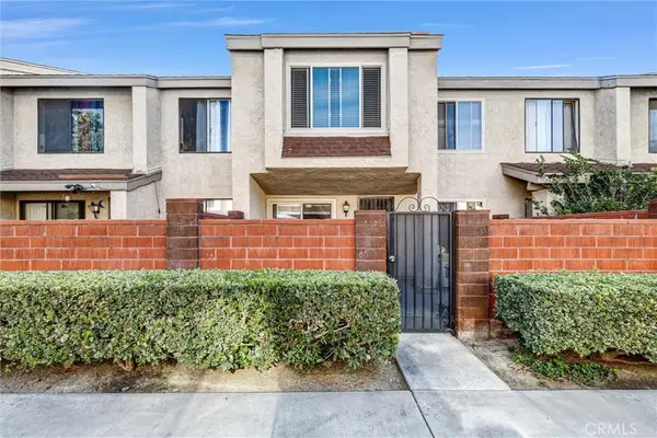943 W Lamark Lane, Anaheim, CA 92802