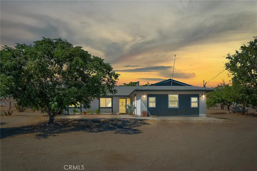3583 Smoke Tree, Phelan, CA 92371 - #1