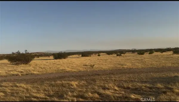 0 0, Edwards, CA 93523