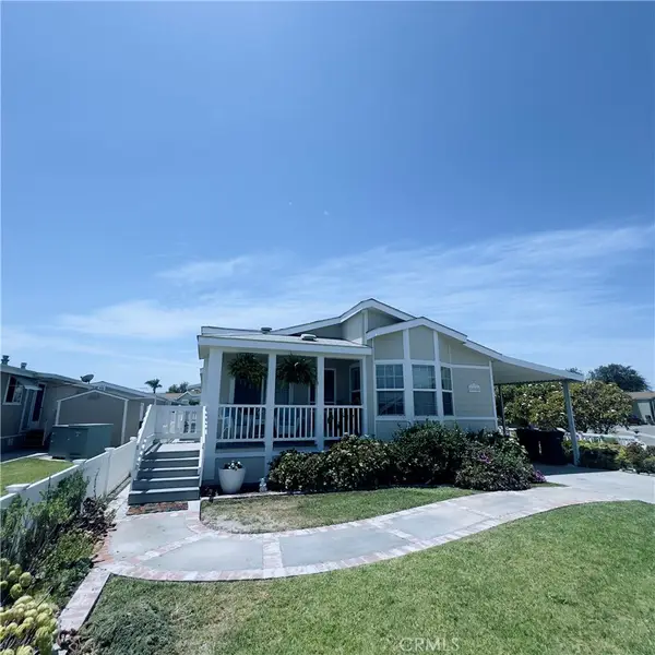11 Pine Via, Anaheim, CA 92801