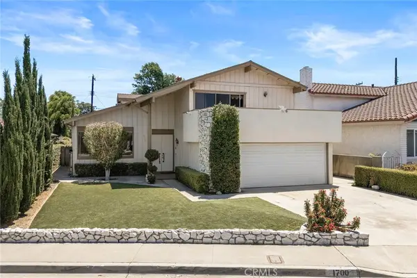 1700 S Carnelian Street, Anaheim, CA 92802