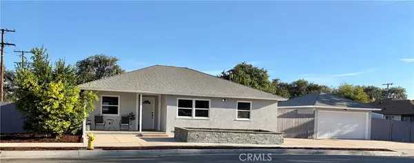 913 N Raymond, Fullerton, CA 92831
