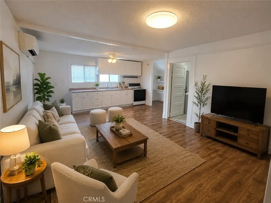 1628 S Van Ness, Los Angeles, CA 90019 - #2