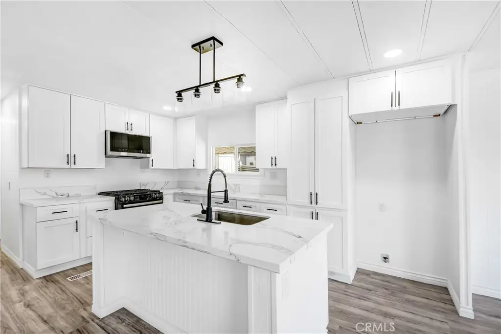 1455 S State St #17, Hemet, CA 92543 - #1
