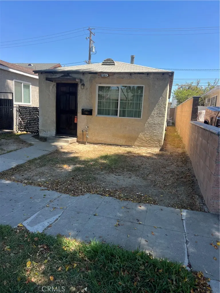 2114 Cowlin, Commerce, CA 90040 - #1
