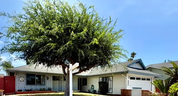 19532 Independence Lane, Huntington Beach, CA 92646