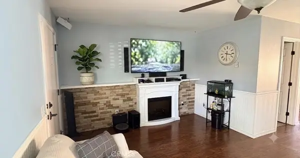 321 Carriage Dr. #41, Santa Ana, CA 92707