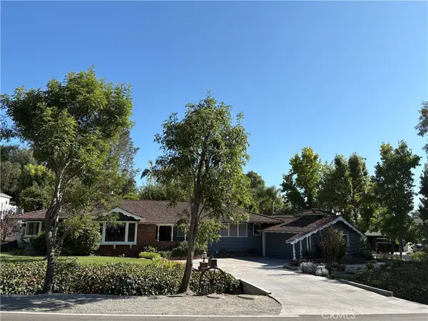 19142 Barrett Lane, North Tustin, CA 92705