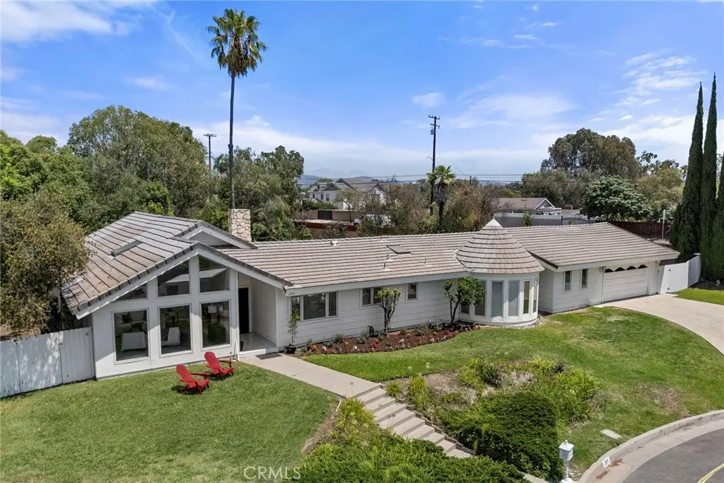 201 Barcelona, Fullerton, CA 92835 - #1